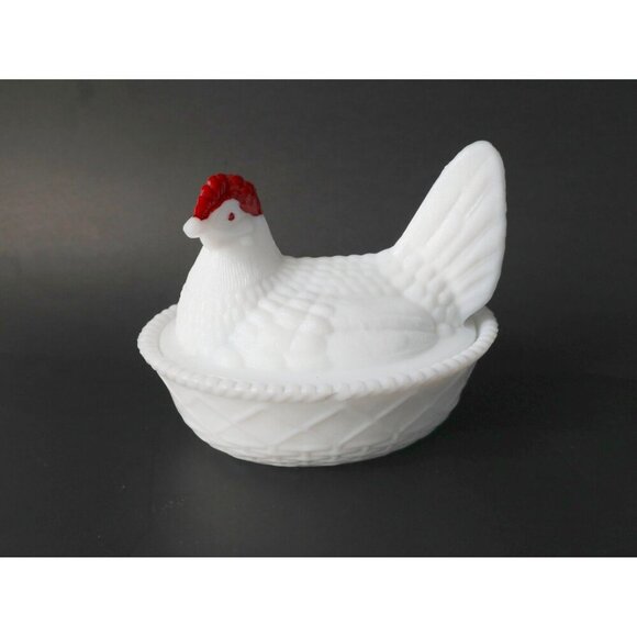 Vintage Milk Glass Chicken on Nest Hen Candy Dish Hen on Nest Farmhouse Style - Picture 2 of 6